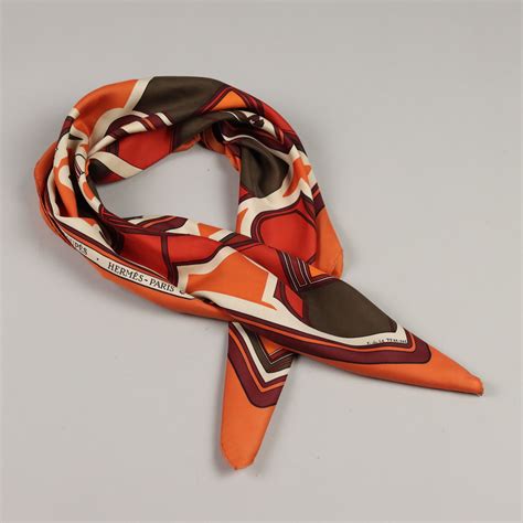 Vintage foulard hermes .